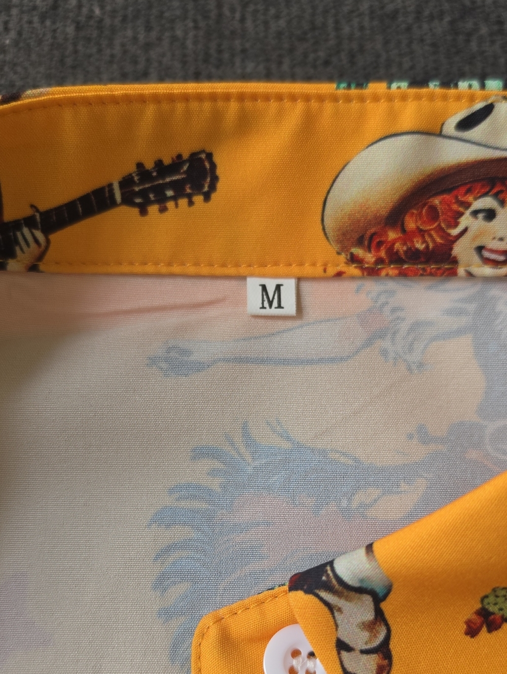 NWOT Women's Retro Western-Print Button-Up Shirt in Bright Yellow - Picture 2 of 3